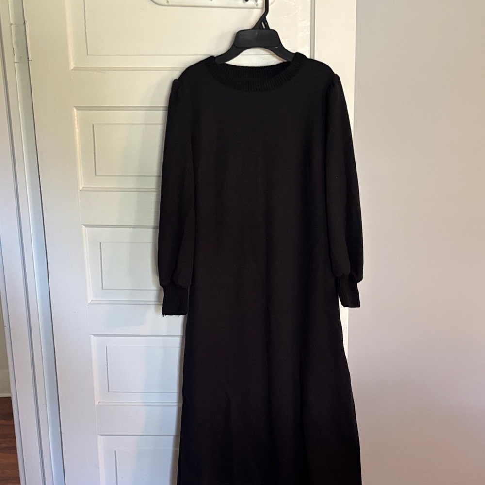 Who What Wear Fleece Black Long Sleeve Dress with Sweater Cuffed Sleeves